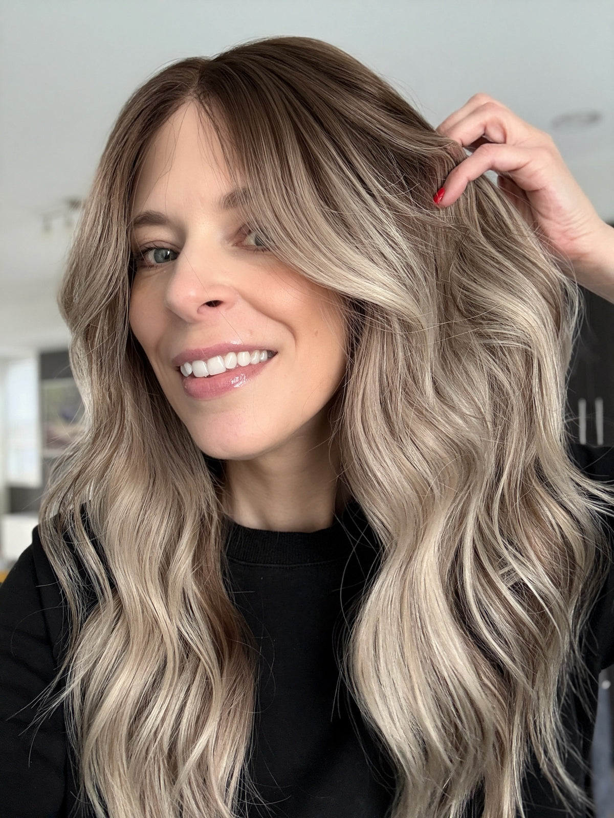 AMIE 23“ PONY WIG (M)