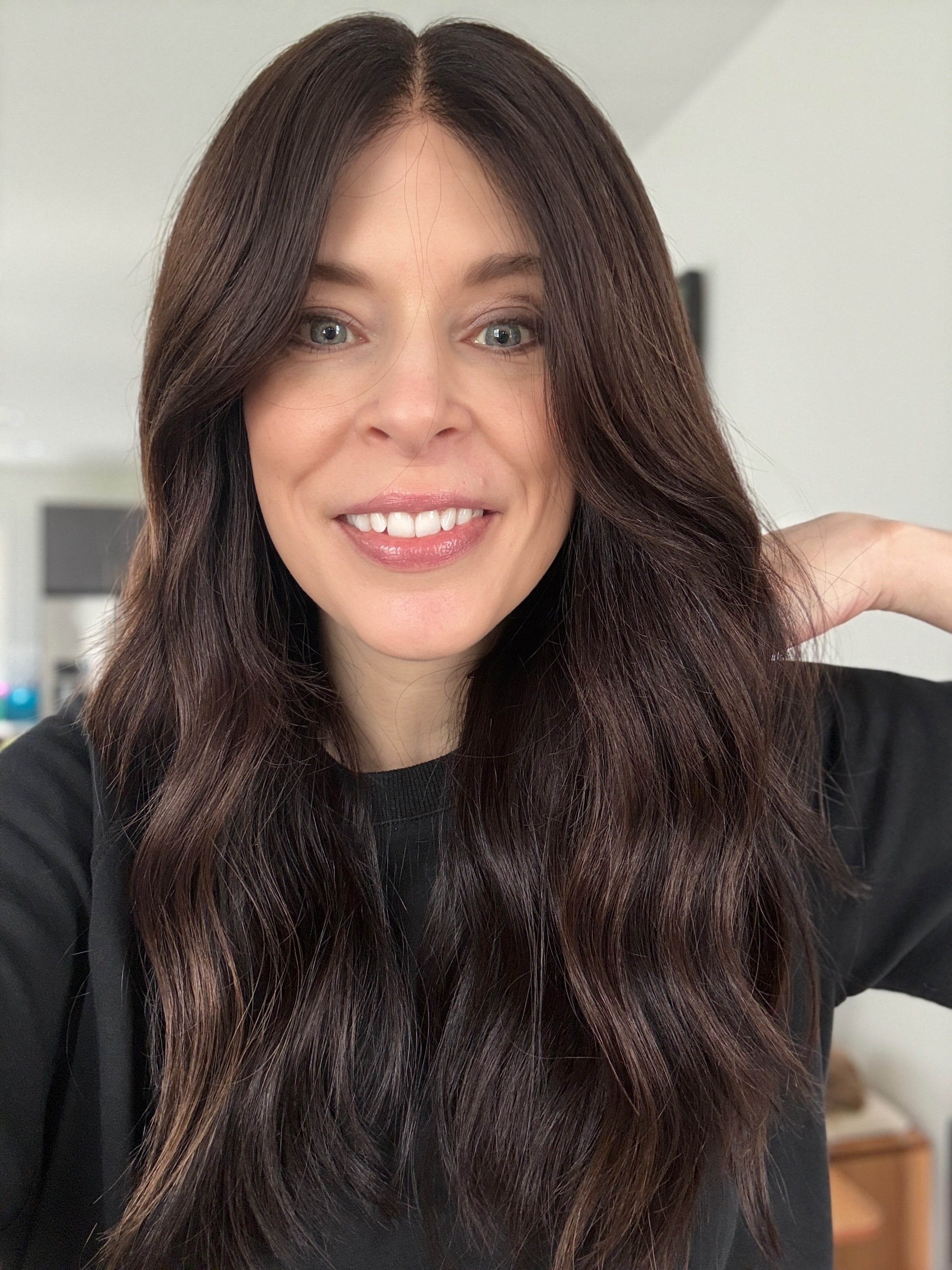 DESI 22” PONY WIG (S)