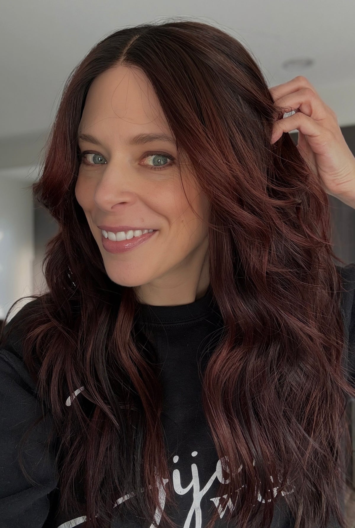 KIMMIE 22” Pony Wig (S)