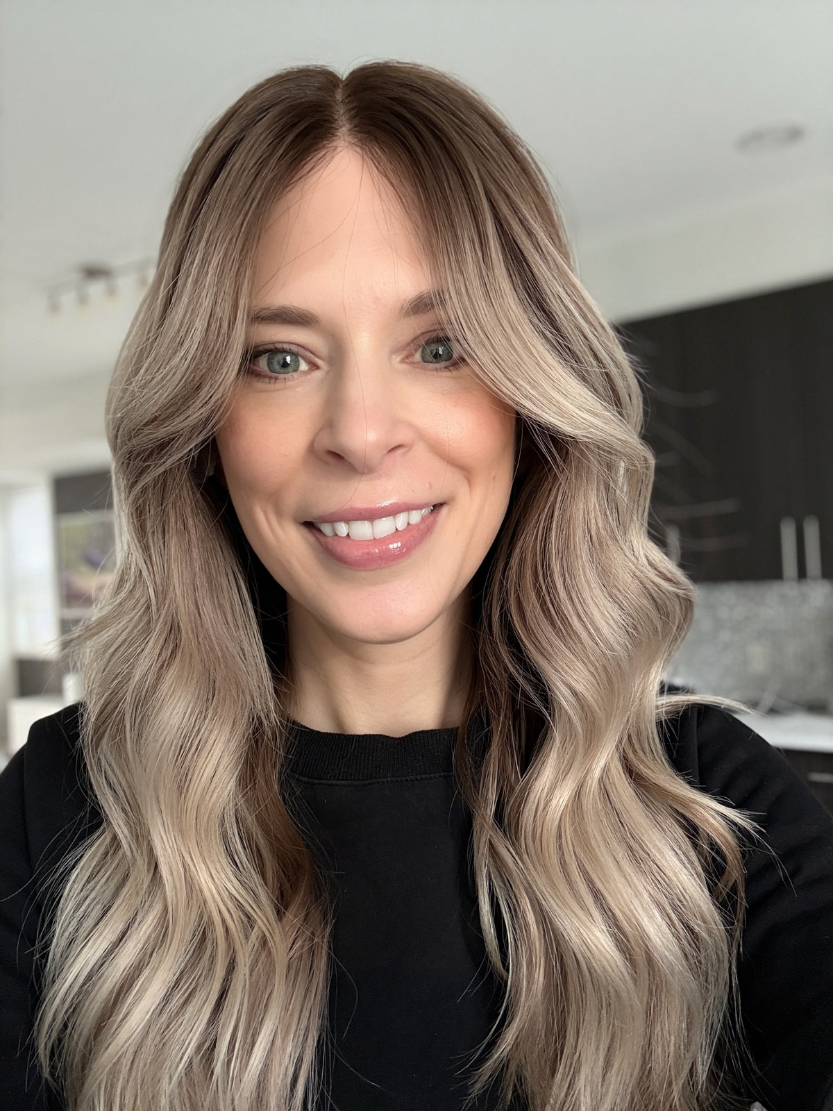 AMIE 23“ PONY WIG (M)