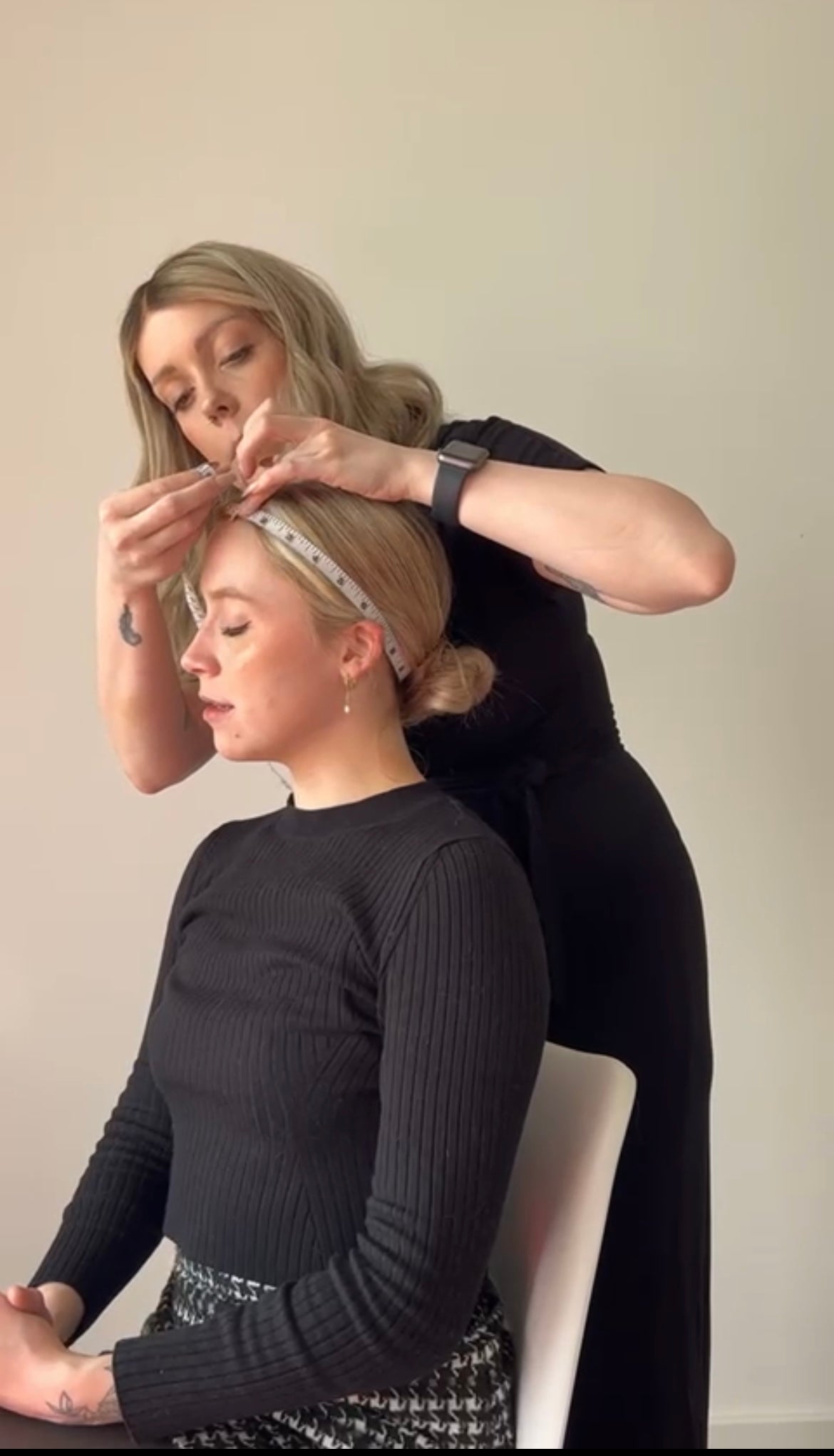 Sizing matters - when wearing wigs!