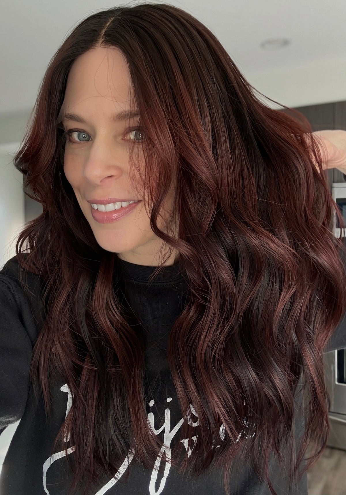 KIMMIE 22” Pony Wig (S)