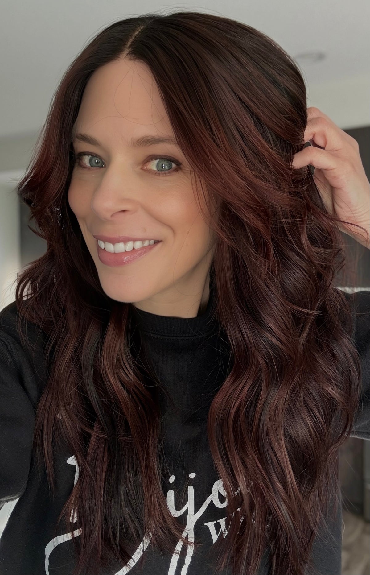 KIMMIE 22” Pony Wig (S)