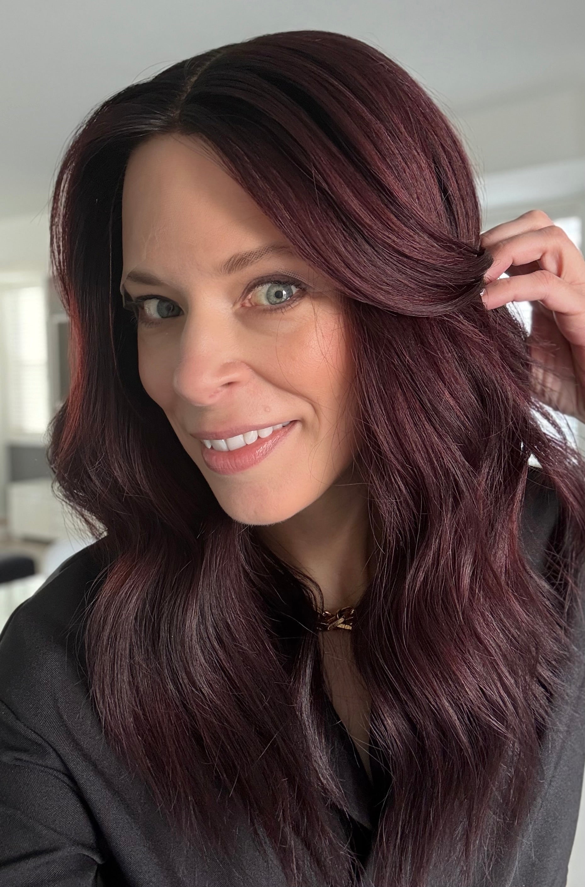 BLACK CHERRY 20“ Lace Front (S)