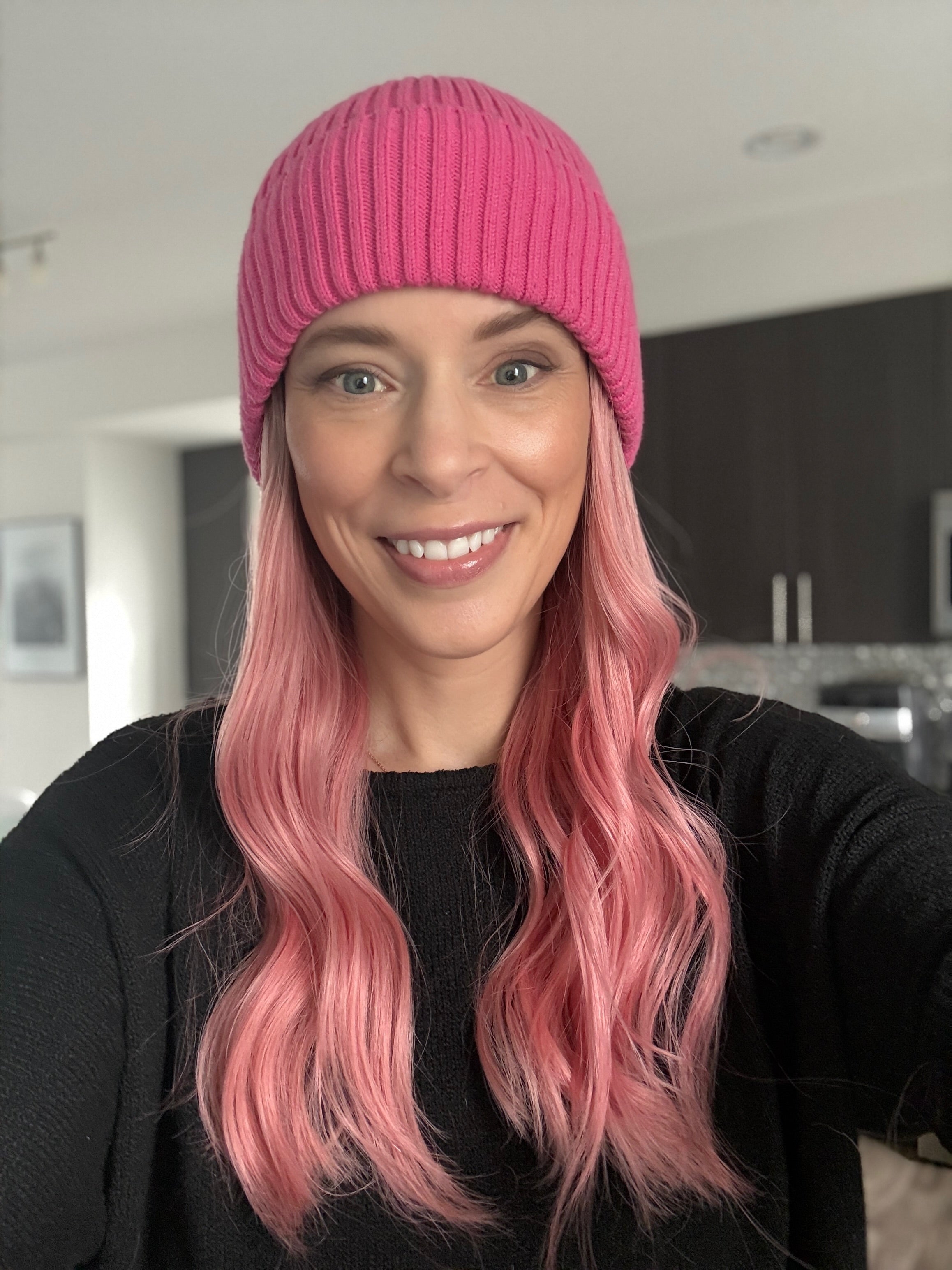SUGAR POP PINK 21“ Hat Wig (S)