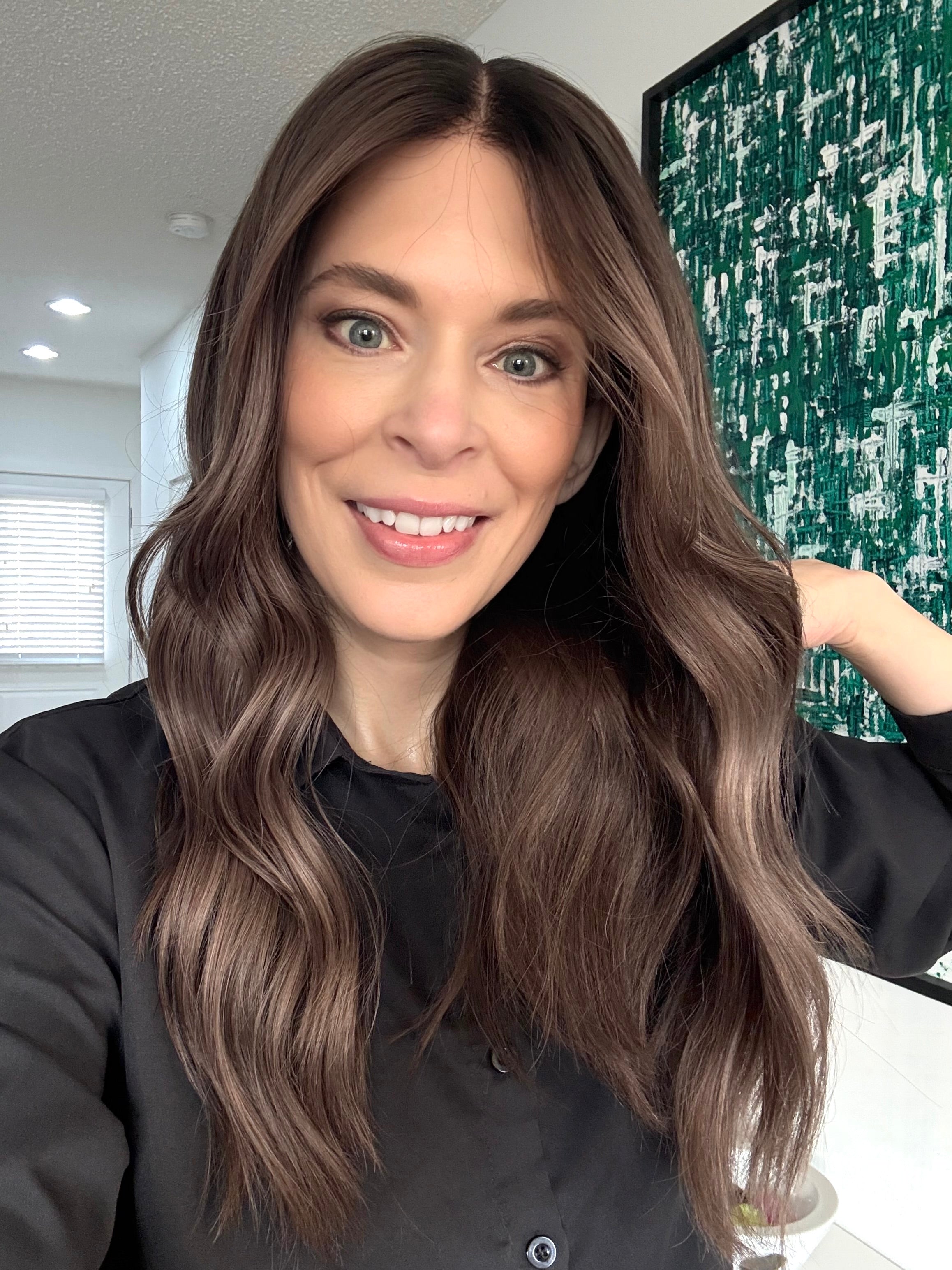 SMOKY MUSHROOM  22” PONY WIG (S)