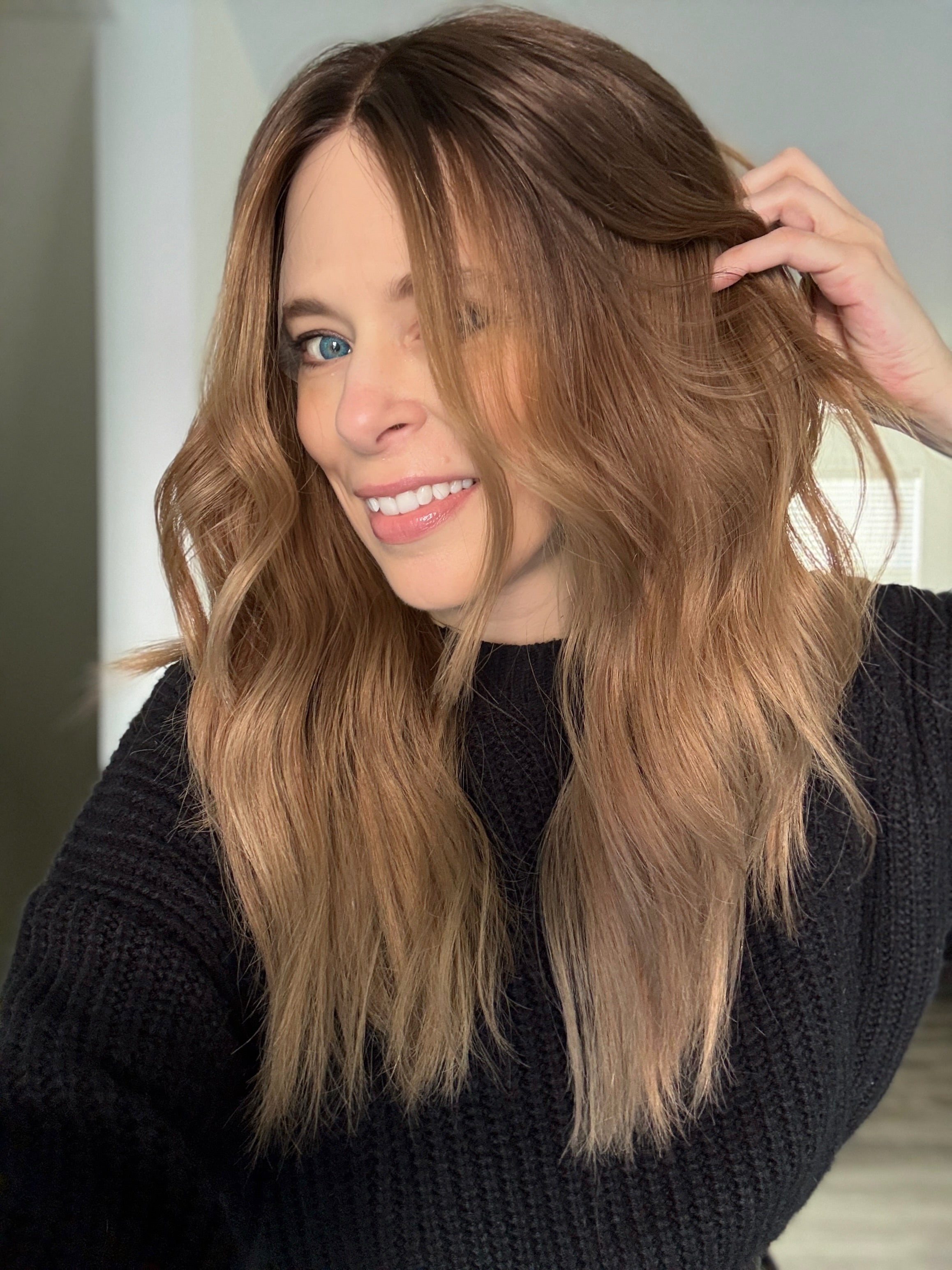 PRESLEY 20” BELLE PONY WIG (S)