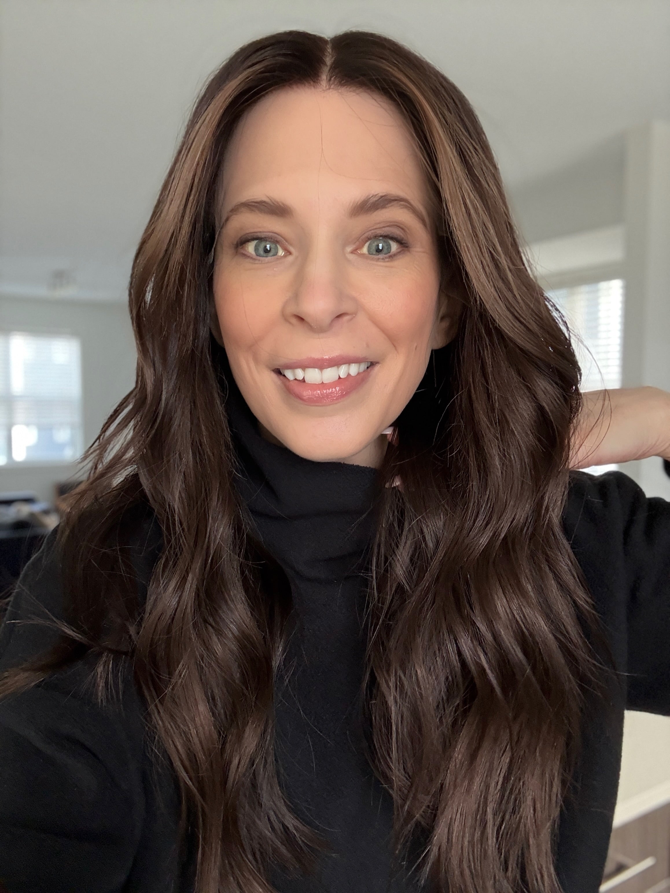 AMAYA 22” PONY WIG (S)