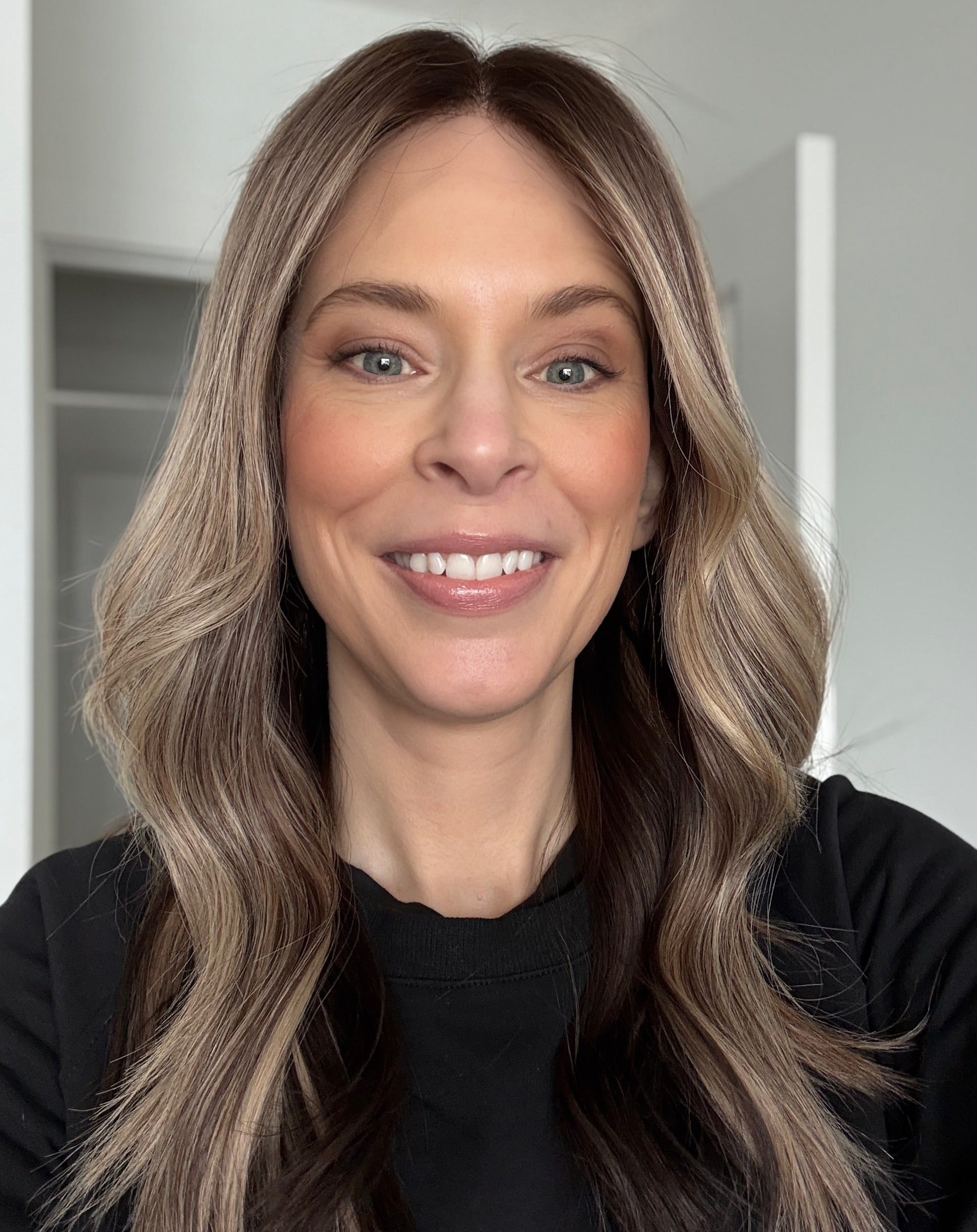 ELLA 20” Bijoux Belle Lace Front (M)