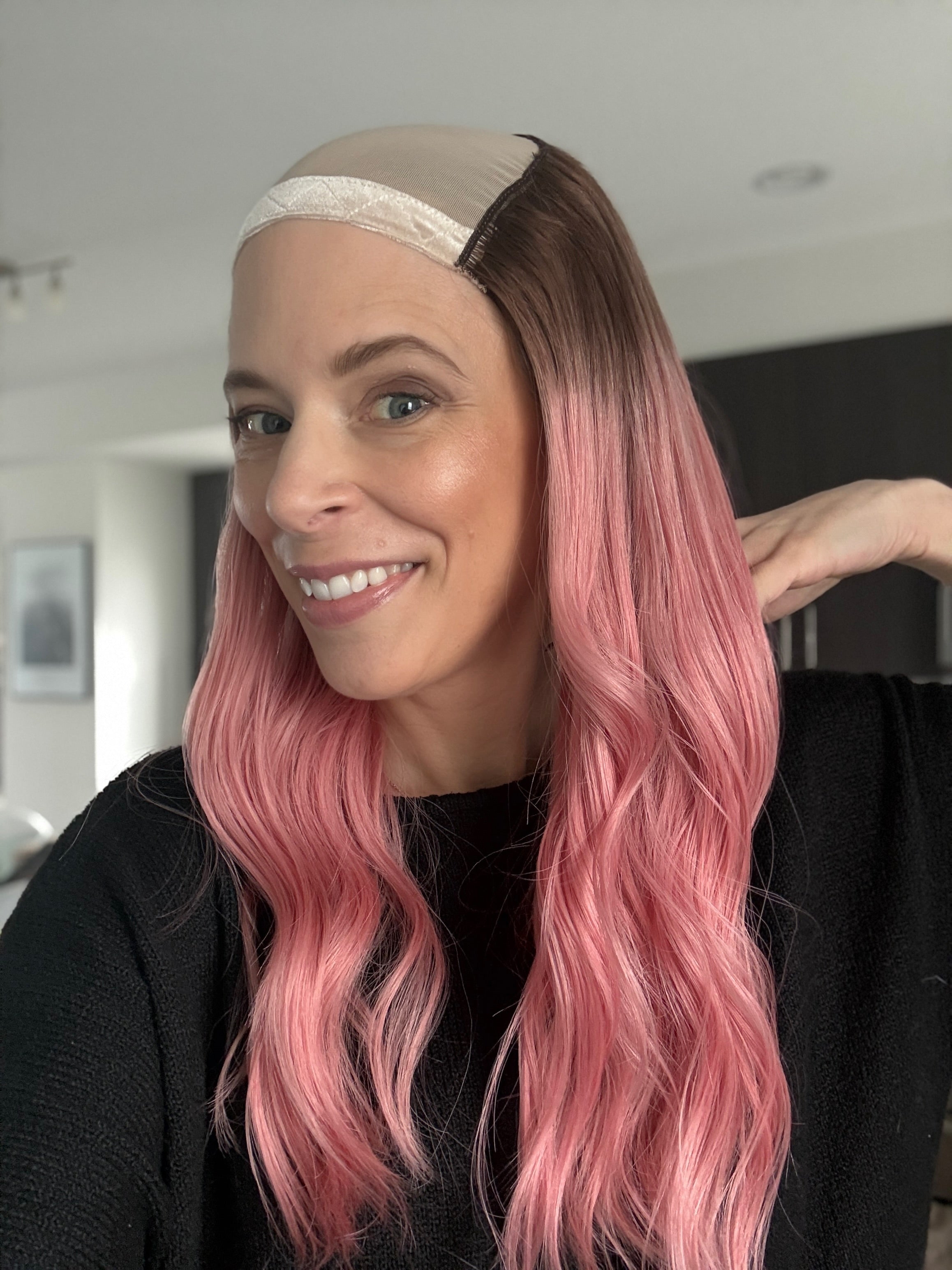 SUGAR POP PINK 21“ Hat Wig (S)