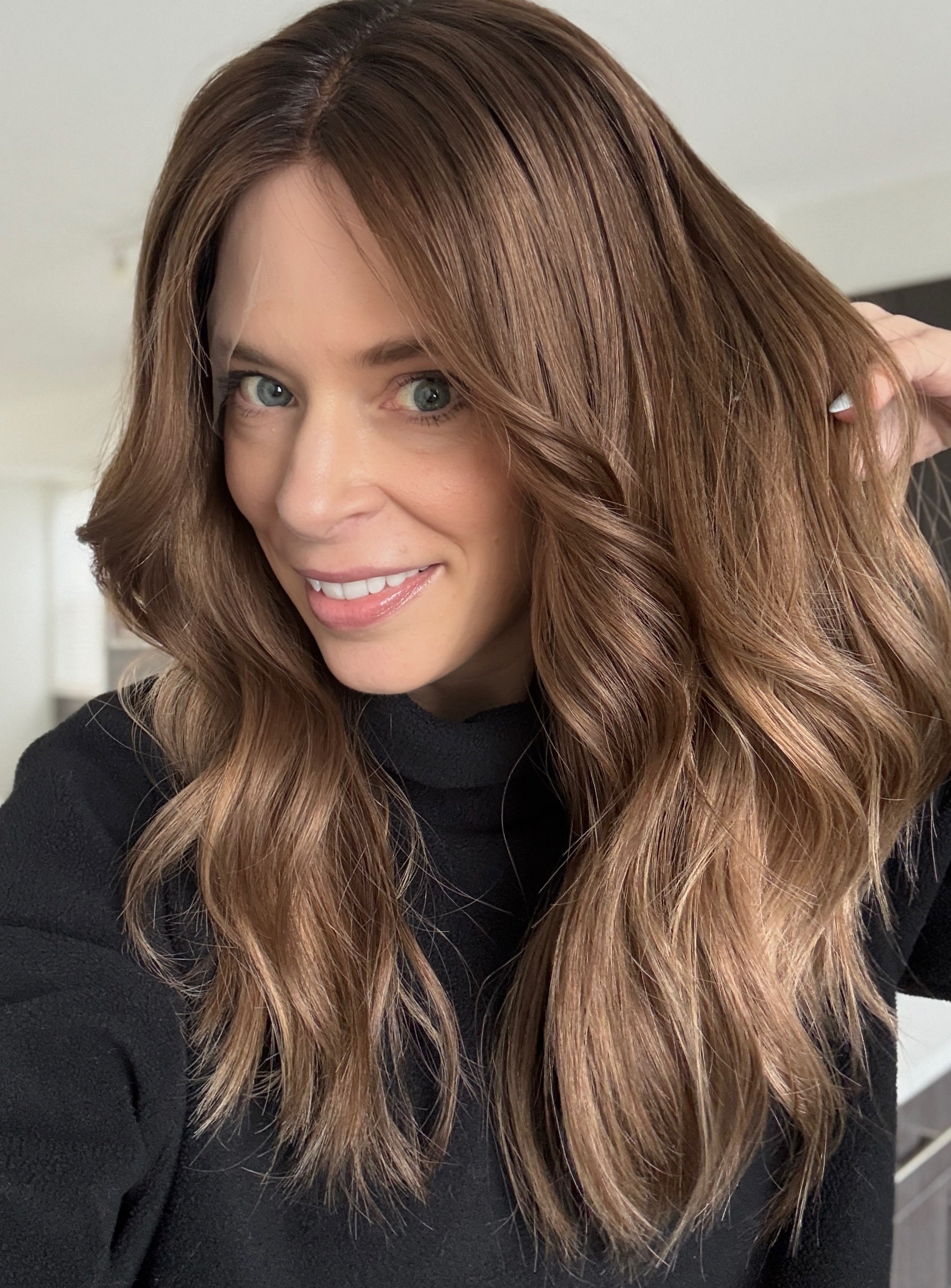 HAYDEN 20” BELLE PONY WIG (S)
