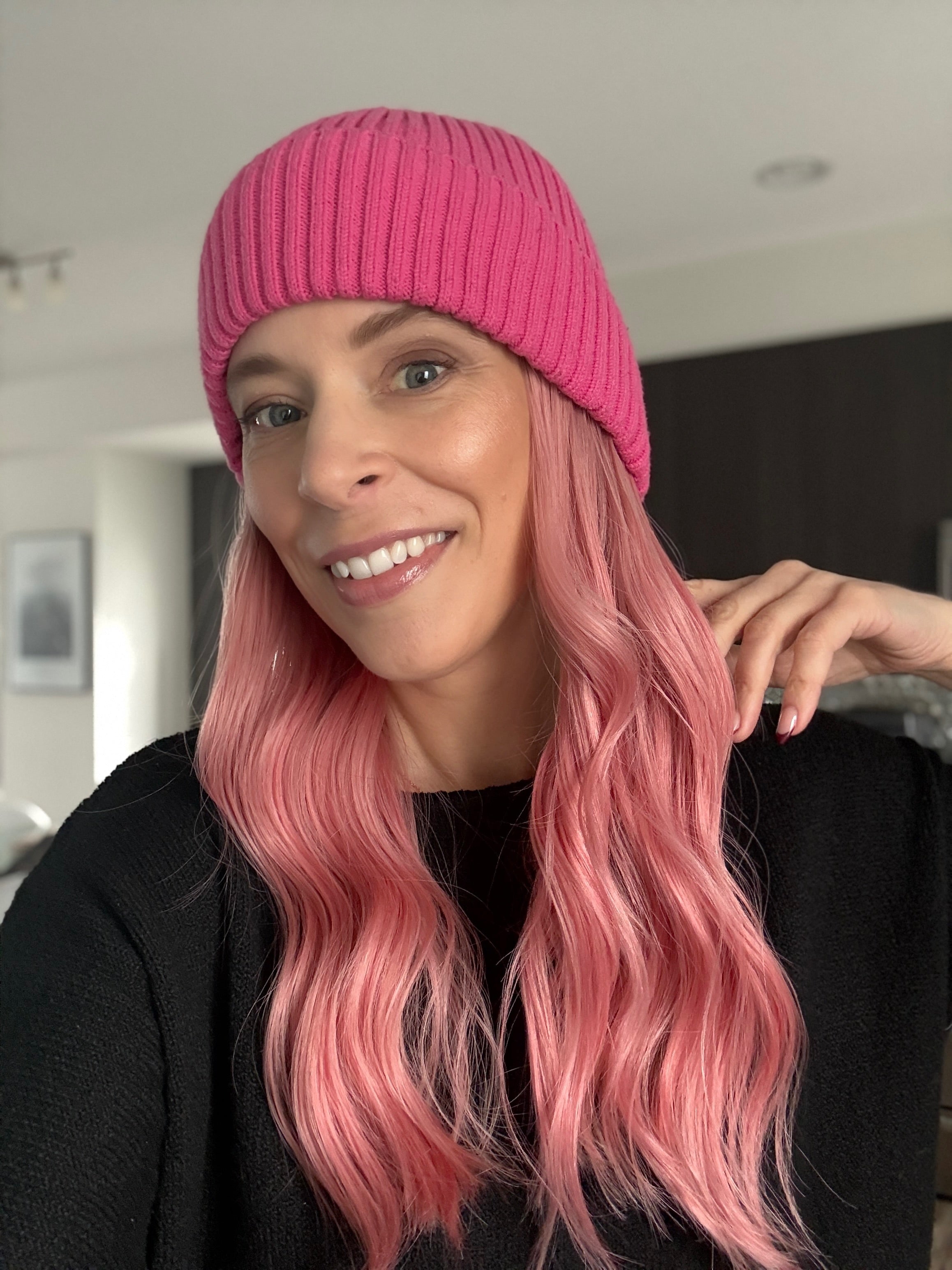 SUGAR POP PINK 21“ Hat Wig (S)