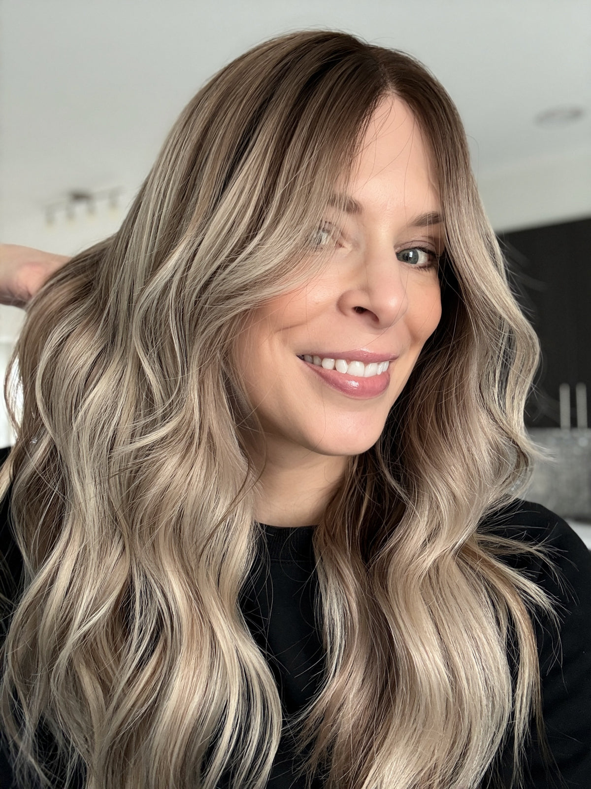 AMIE 23“ PONY WIG (M)